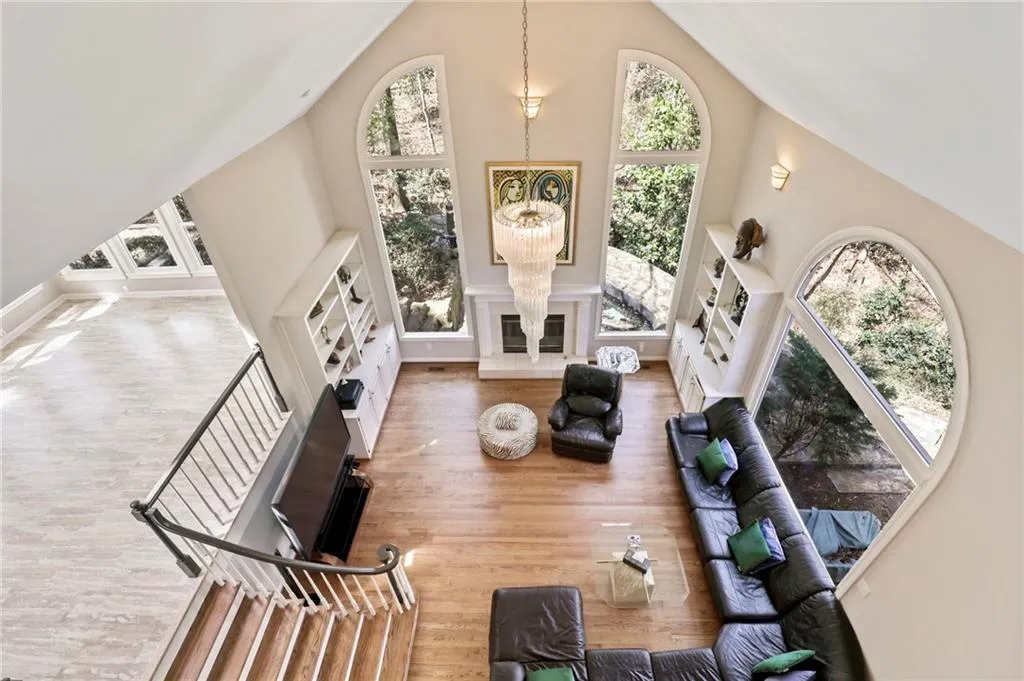 590 Valley Hall Drive, Sandy Springs, Georgia 30350, 4 Bedrooms Bedrooms, ,4 BathroomsBathrooms,Residential,Sold,590 Valley Hall Drive,6857372