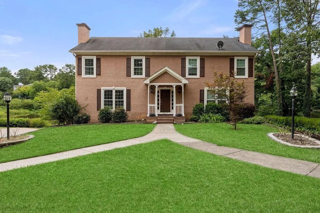 9075 Carroll Manor Drive, Sandy Springs, Georgia 30350, 3 Bedrooms Bedrooms, ,2 BathroomsBathrooms,Residential,Sold,9075 Carroll Manor Drive,7101313
