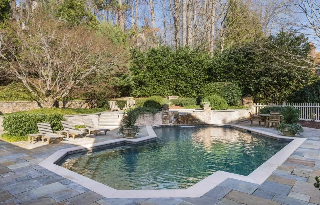 5350 Long Island Drive Nw, Atlanta, Georgia 30327, 6 Bedrooms Bedrooms, ,7 BathroomsBathrooms,Residential,Sold,5350 Long Island Drive Nw,5639473