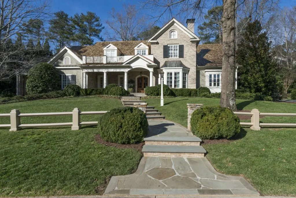 5350 Long Island Drive Nw, Atlanta, Georgia 30327, 6 Bedrooms Bedrooms, ,7 BathroomsBathrooms,Residential,Sold,5350 Long Island Drive Nw,5639473