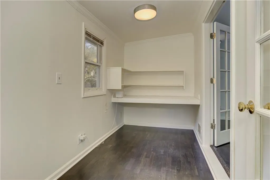 5435 High Point Road, Atlanta, Georgia 30342, 4 Bedrooms Bedrooms, ,3 BathroomsBathrooms,Residential,For Sale,5435 High Point Road,7678823