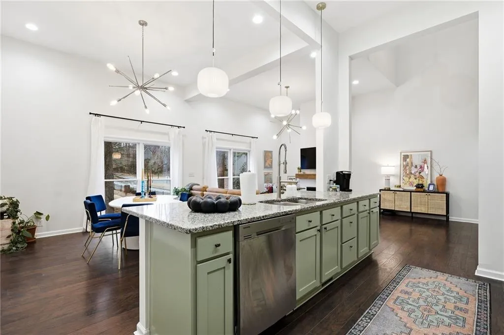 201 Brandywine Circle, Atlanta, Georgia 30350, 4 Bedrooms Bedrooms, ,3 BathroomsBathrooms,Residential,For Sale,201 Brandywine Circle,7731803
