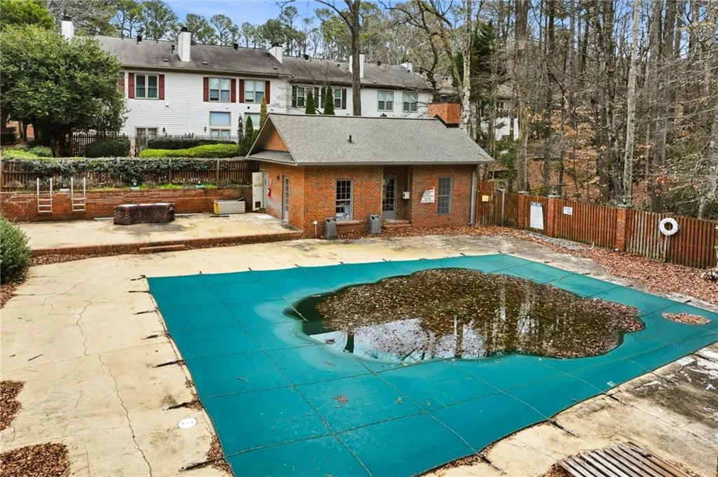 201 Brandywine Circle, Atlanta, Georgia 30350, 4 Bedrooms Bedrooms, ,3 BathroomsBathrooms,Residential,For Sale,201 Brandywine Circle,7731803