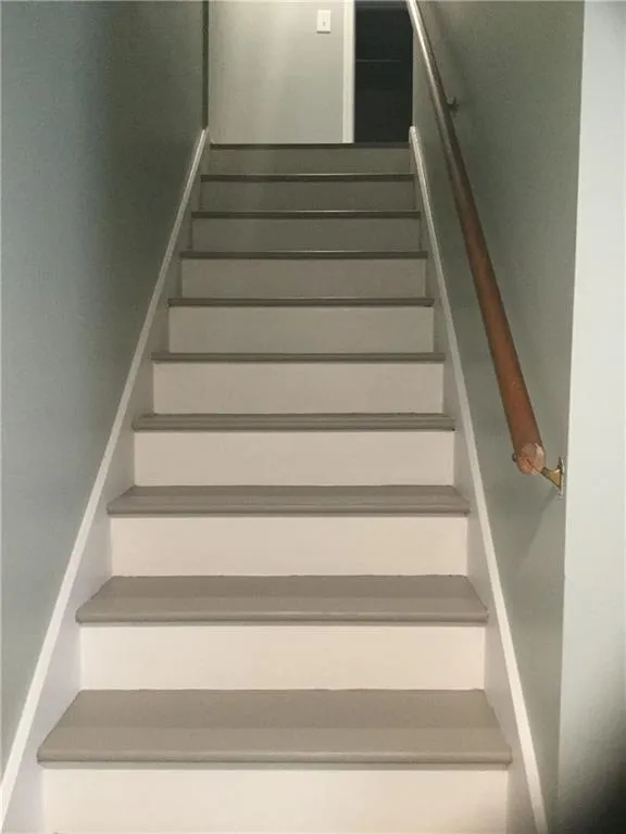 6908 Park Avenue Ne Unit 9, Atlanta, Georgia 30342, 3 Bedrooms Bedrooms, ,2 BathroomsBathrooms,Residential,Sold,6908 Park Avenue Ne Unit 9,6620260