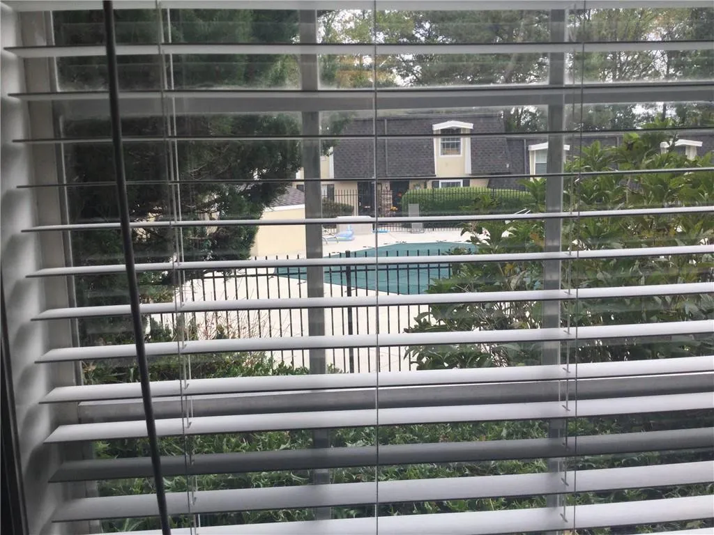 6908 Park Avenue Ne Unit 9, Atlanta, Georgia 30342, 3 Bedrooms Bedrooms, ,2 BathroomsBathrooms,Residential,Sold,6908 Park Avenue Ne Unit 9,6620260