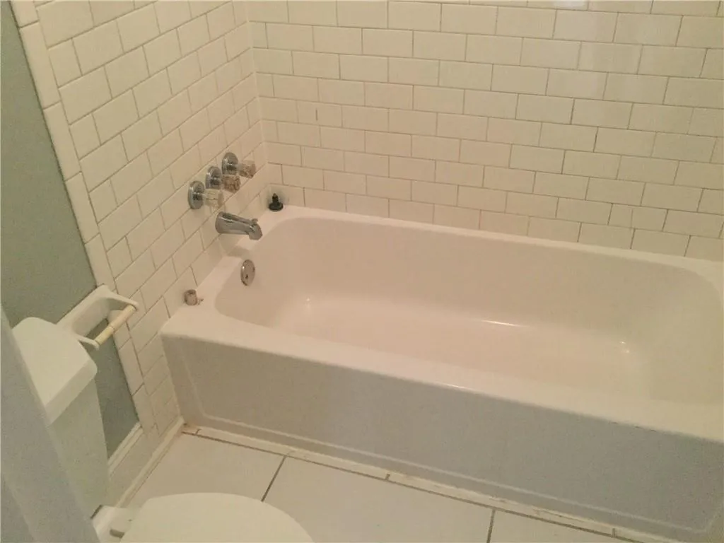 6908 Park Avenue Ne Unit 9, Atlanta, Georgia 30342, 3 Bedrooms Bedrooms, ,2 BathroomsBathrooms,Residential,Sold,6908 Park Avenue Ne Unit 9,6620260