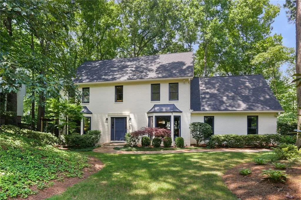 210 Zeblin Road, Sandy Springs, Georgia 30342, 4 Bedrooms Bedrooms, ,3 BathroomsBathrooms,Residential,Sold,210 Zeblin Road,6686565