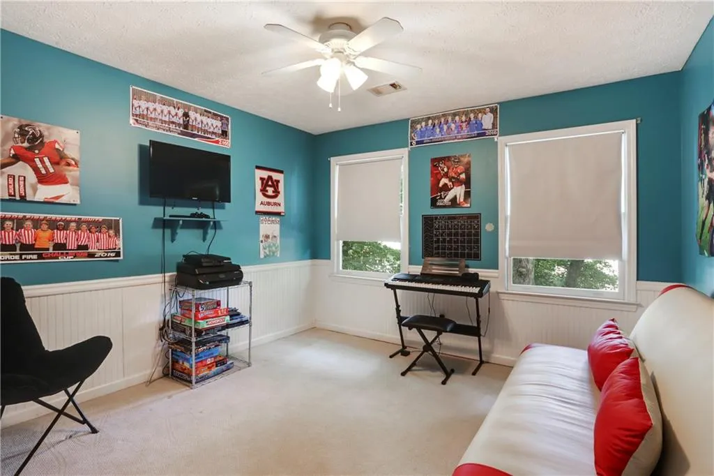 210 Zeblin Road, Sandy Springs, Georgia 30342, 4 Bedrooms Bedrooms, ,3 BathroomsBathrooms,Residential,Sold,210 Zeblin Road,6686565