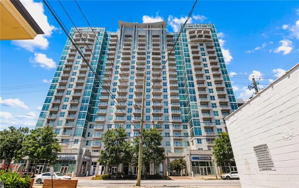 250 Pharr Road Ne Unit 310, Atlanta, Georgia 30305, 2 Bedrooms Bedrooms, ,2 BathroomsBathrooms,Residential,For Sale,250 Pharr Road Ne Unit 310,7609339