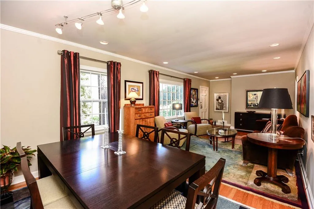 1031 Lindridge Drive Ne, Atlanta, Georgia 30324, 2 Bedrooms Bedrooms, ,2 BathroomsBathrooms,Residential,Sold,1031 Lindridge Drive Ne,5816587
