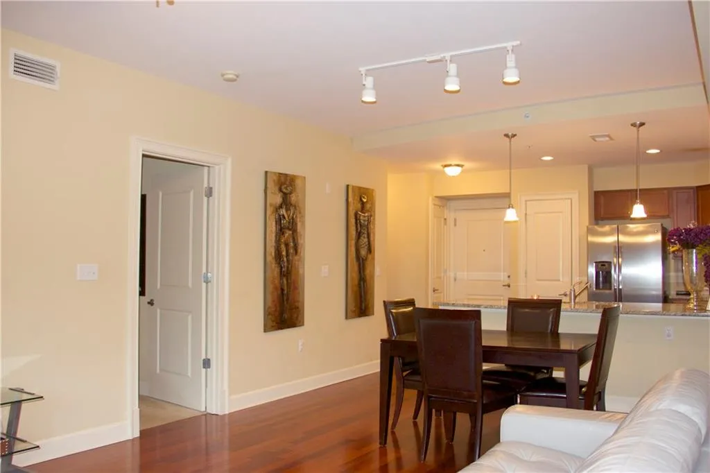 200 River Vista Drive Unit 239, Atlanta, Georgia 30339, 1 Bedroom Bedrooms, ,1 BathroomBathrooms,Residential,Sold,200 River Vista Drive Unit 239,5760703