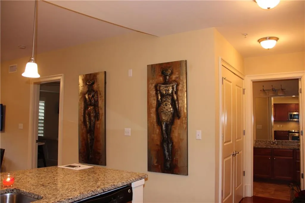 200 River Vista Drive Unit 239, Atlanta, Georgia 30339, 1 Bedroom Bedrooms, ,1 BathroomBathrooms,Residential,Sold,200 River Vista Drive Unit 239,5760703