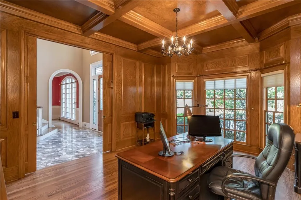 9 Powers Chase Circle, Sandy Springs, Georgia 30327, 6 Bedrooms Bedrooms, ,5 BathroomsBathrooms,Residential,Sold,9 Powers Chase Circle,6533751