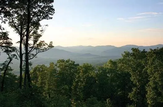 2 Mountain Oak Road, Cleveland, Georgia 30528