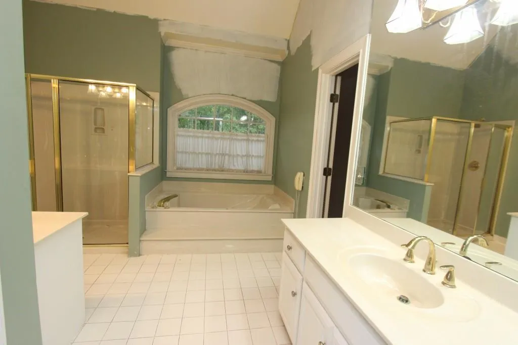2910 Coles Way, Sandy Springs, Georgia 30350, 5 Bedrooms Bedrooms, ,4 BathroomsBathrooms,Residential,Sold,2910 Coles Way,6715493