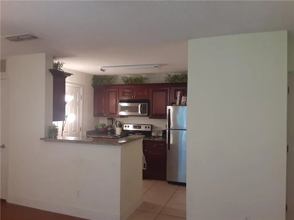 1202 Santa Fe Parkway, Sandy Springs, Georgia 30350, 1 Bedroom Bedrooms, ,1 BathroomBathrooms,Residential,Sold,1202 Santa Fe Parkway,6904035