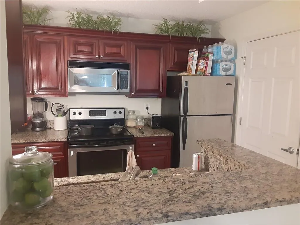 1202 Santa Fe Parkway, Sandy Springs, Georgia 30350, 1 Bedroom Bedrooms, ,1 BathroomBathrooms,Residential,Sold,1202 Santa Fe Parkway,6904035