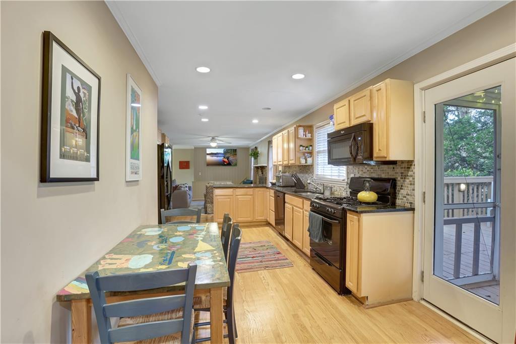 510 Read Lane NE, Atlanta, Georgia 30328, 4 Bedrooms Bedrooms, ,3 BathroomsBathrooms,Residential,Sold,510 Read Lane NE,7316554