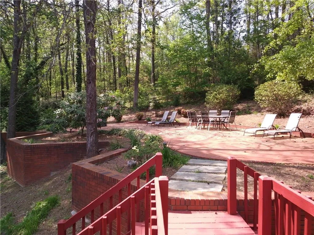 6780 Wright Road, Sandy Springs, Georgia 30328, 3 Bedrooms Bedrooms, ,2 BathroomsBathrooms,Residential,Sold,6780 Wright Road,5833734