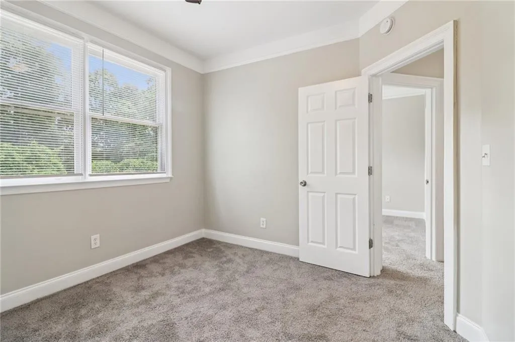 941 Capitol View Avenue Nw, Atlanta, Georgia 30318, 3 Bedrooms Bedrooms, ,2 BathroomsBathrooms,Residential,For Sale,941 Capitol View Avenue Nw,7611528