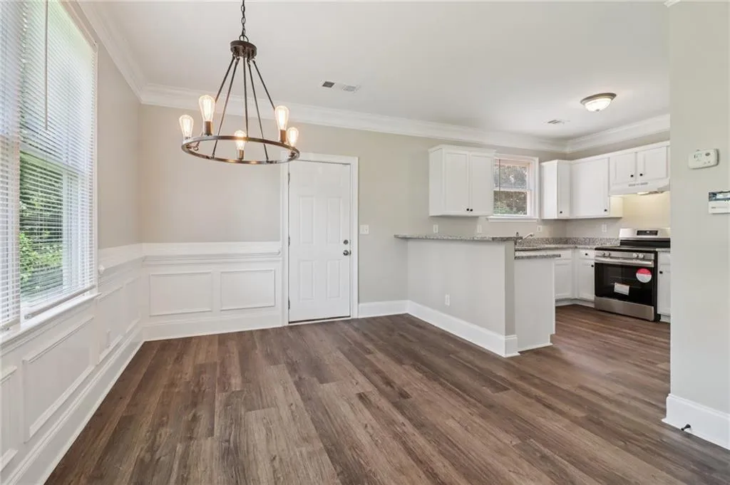 941 Capitol View Avenue Nw, Atlanta, Georgia 30318, 3 Bedrooms Bedrooms, ,2 BathroomsBathrooms,Residential,For Sale,941 Capitol View Avenue Nw,7611528
