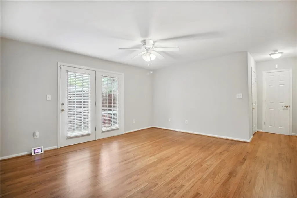 206 Brighton Point, Atlanta, Georgia 30328, 2 Bedrooms Bedrooms, ,2 BathroomsBathrooms,Residential,Sold,206 Brighton Point,7038359