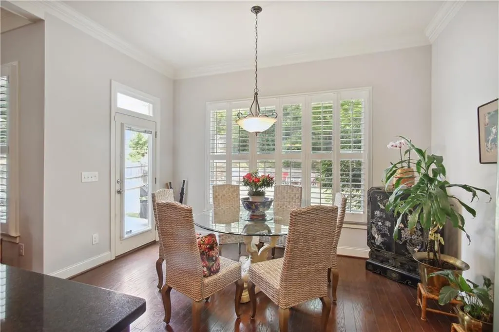 514 Glenmanor Court, Atlanta, Georgia 30328, 4 Bedrooms Bedrooms, ,3 BathroomsBathrooms,Residential,Sold,514 Glenmanor Court,7051765