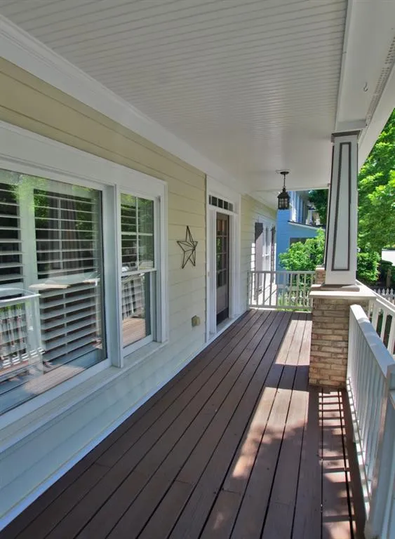 2105 Wood Trail Nw, Atlanta, Georgia 30318, 5 Bedrooms Bedrooms, ,3 BathroomsBathrooms,Residential,Sold,2105 Wood Trail Nw,5848987