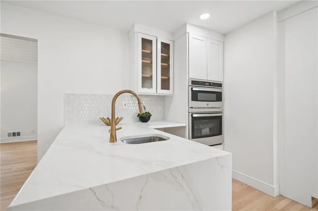 6335 Aberdeen Drive Ne, Atlanta, Georgia 30328, 4 Bedrooms Bedrooms, ,3 BathroomsBathrooms,Residential,For Sale,6335 Aberdeen Drive Ne,7744587