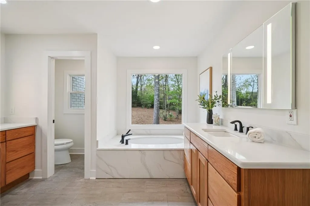 6335 Aberdeen Drive Ne, Atlanta, Georgia 30328, 4 Bedrooms Bedrooms, ,3 BathroomsBathrooms,Residential,For Sale,6335 Aberdeen Drive Ne,7744587