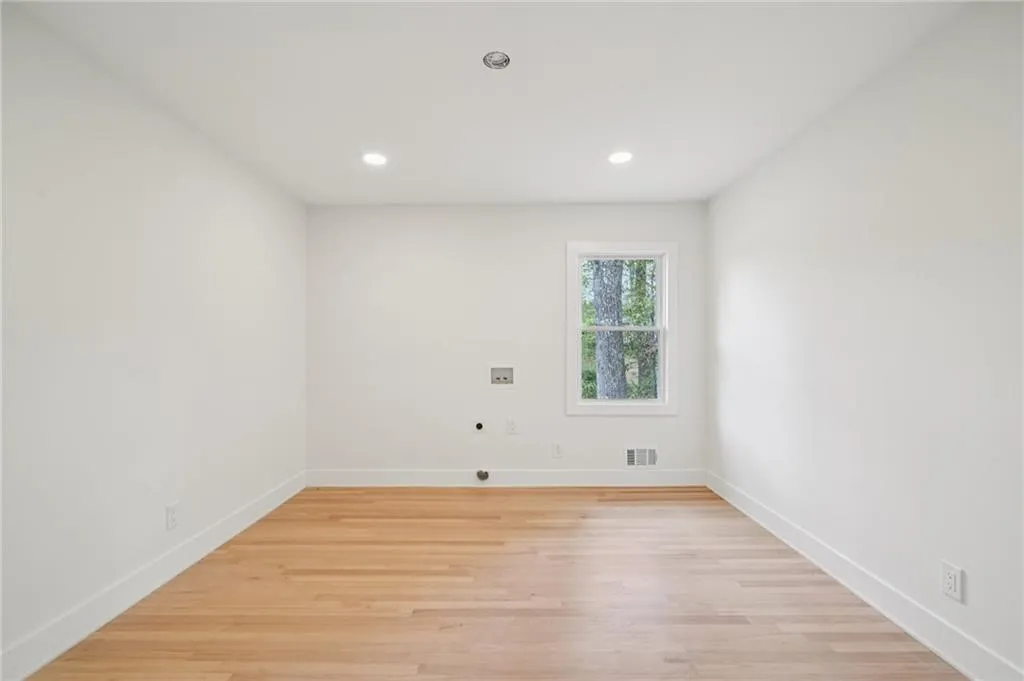 6335 Aberdeen Drive Ne, Atlanta, Georgia 30328, 4 Bedrooms Bedrooms, ,3 BathroomsBathrooms,Residential,For Sale,6335 Aberdeen Drive Ne,7744587