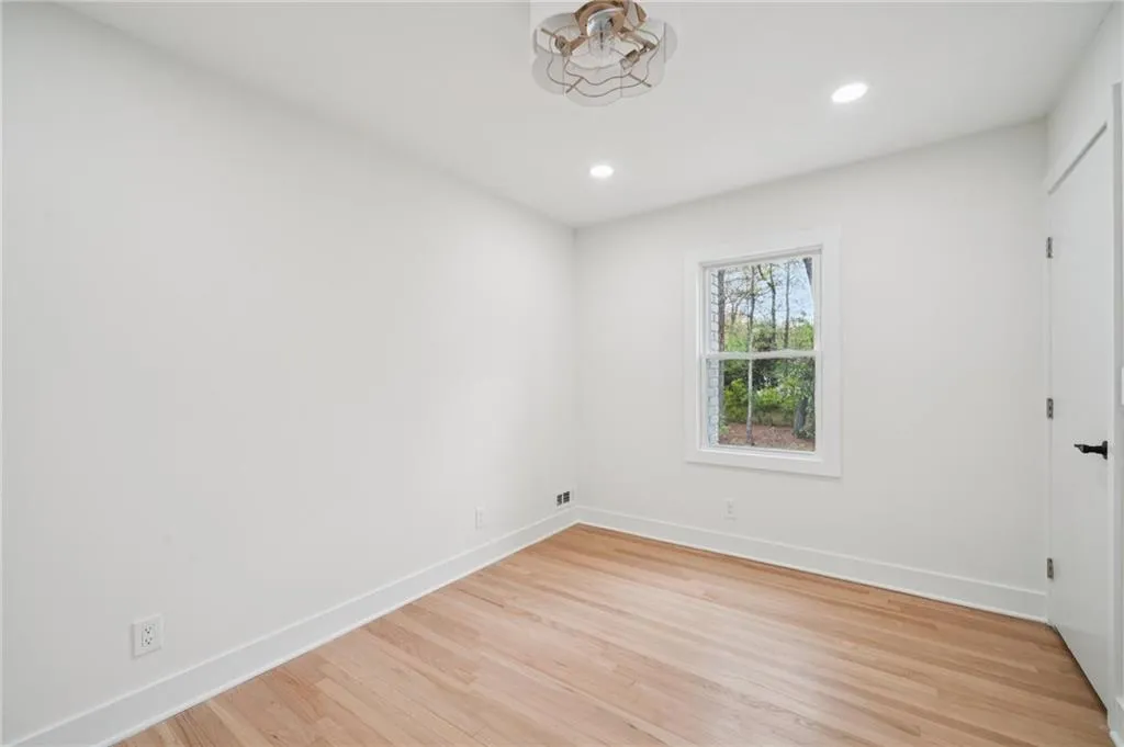 6335 Aberdeen Drive Ne, Atlanta, Georgia 30328, 4 Bedrooms Bedrooms, ,3 BathroomsBathrooms,Residential,For Sale,6335 Aberdeen Drive Ne,7744587
