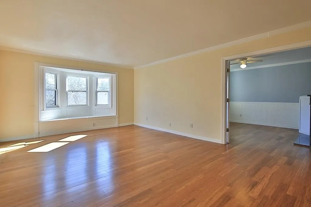 6851 Roswell Road Unit D10, Atlanta, Georgia 30328, 3 Bedrooms Bedrooms, ,2 BathroomsBathrooms,Residential,Sold,6851 Roswell Road Unit D10,6117775