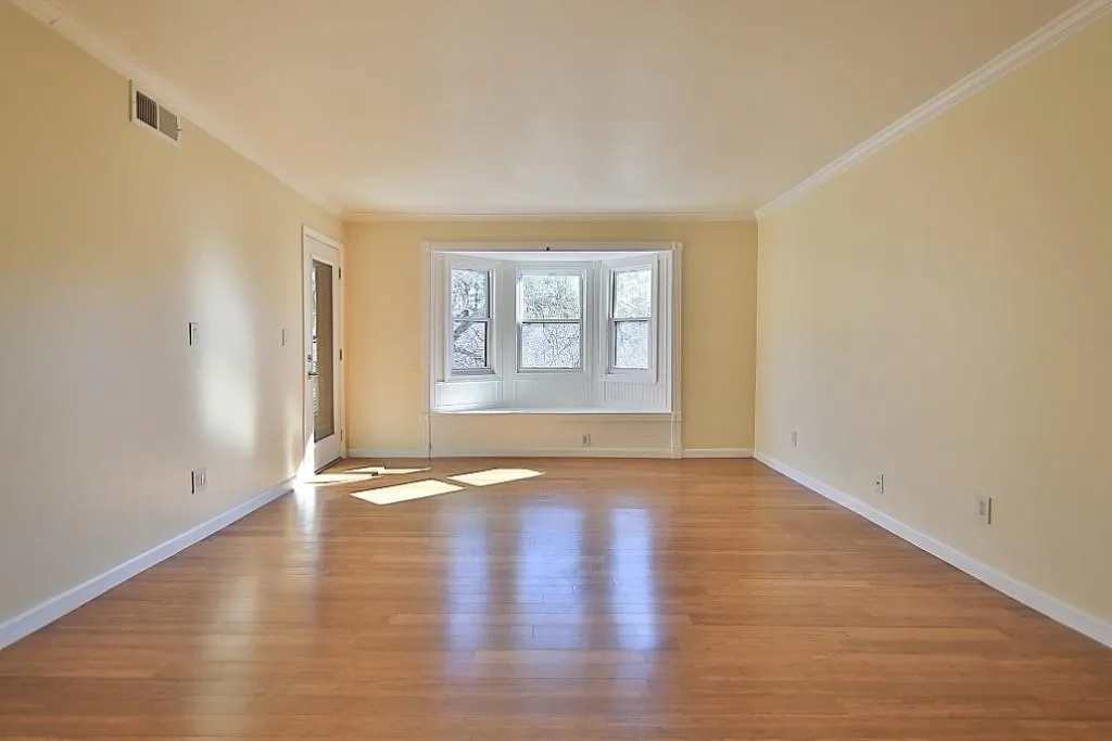 6851 Roswell Road Unit D10, Atlanta, Georgia 30328, 3 Bedrooms Bedrooms, ,2 BathroomsBathrooms,Residential,Sold,6851 Roswell Road Unit D10,6117775
