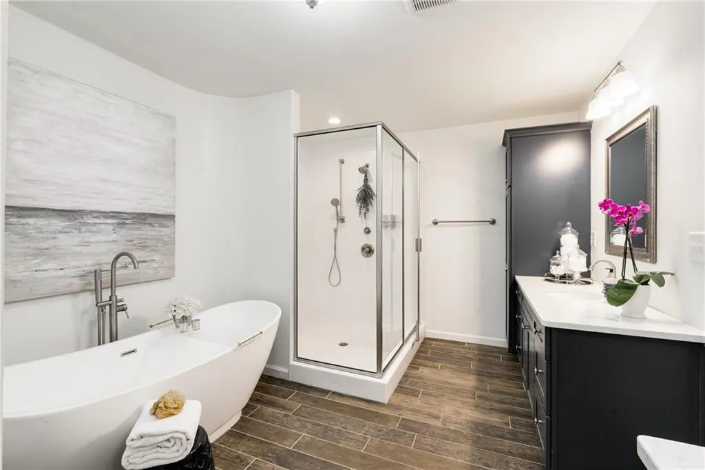 SPA INSPIRED PRIMARY BATH | FREE STANDING SOAKING TUB | DUAL VANITIES | STORAGE | CUSTOM LINEN STORAGE | PRIVATE WATER CLOSET