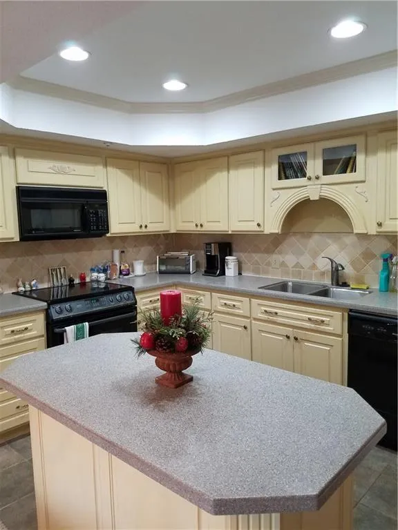 427 The North Chace, Atlanta, Georgia 30328, 4 Bedrooms Bedrooms, ,3 BathroomsBathrooms,Residential,Sold,427 The North Chace,5924133