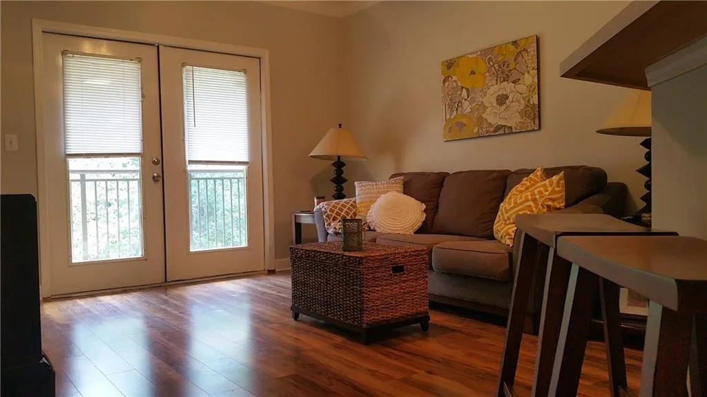 5559 Glenridge Drive Unit 1307, Sandy Springs, Georgia 30342, 1 Bedroom Bedrooms, ,1 BathroomBathrooms,Residential,Sold,5559 Glenridge Drive Unit 1307,5851967