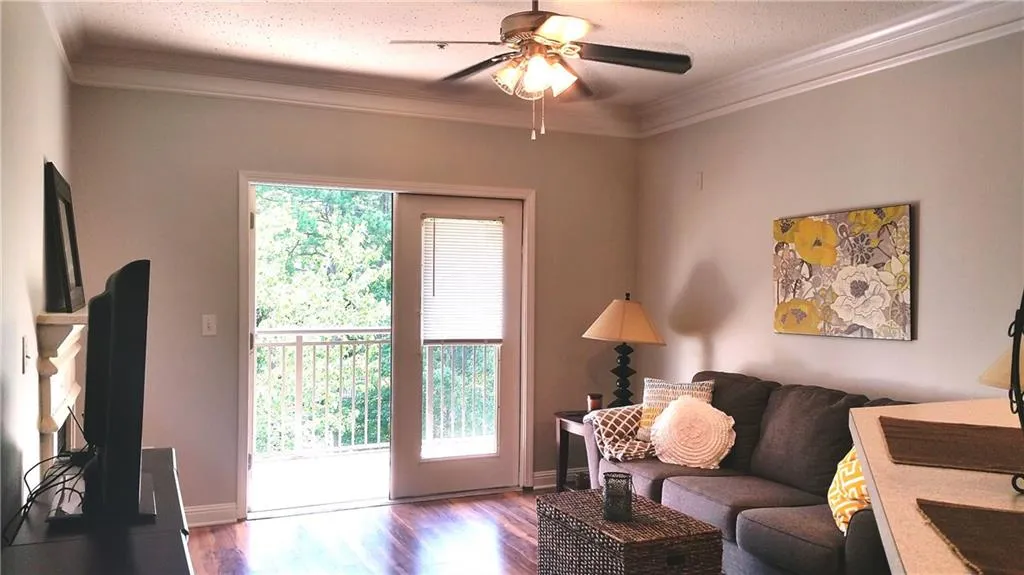 5559 Glenridge Drive Unit 1307, Sandy Springs, Georgia 30342, 1 Bedroom Bedrooms, ,1 BathroomBathrooms,Residential,Sold,5559 Glenridge Drive Unit 1307,5851967