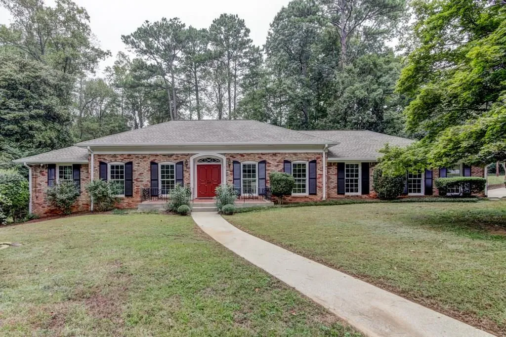 485 Riverside Parkway, Atlanta, Georgia 30328, 4 Bedrooms Bedrooms, ,2 BathroomsBathrooms,Residential,Sold,485 Riverside Parkway,6087817