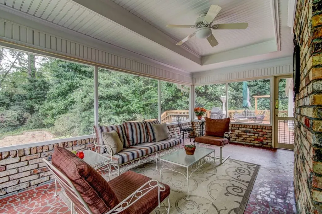 485 Riverside Parkway, Atlanta, Georgia 30328, 4 Bedrooms Bedrooms, ,2 BathroomsBathrooms,Residential,Sold,485 Riverside Parkway,6087817