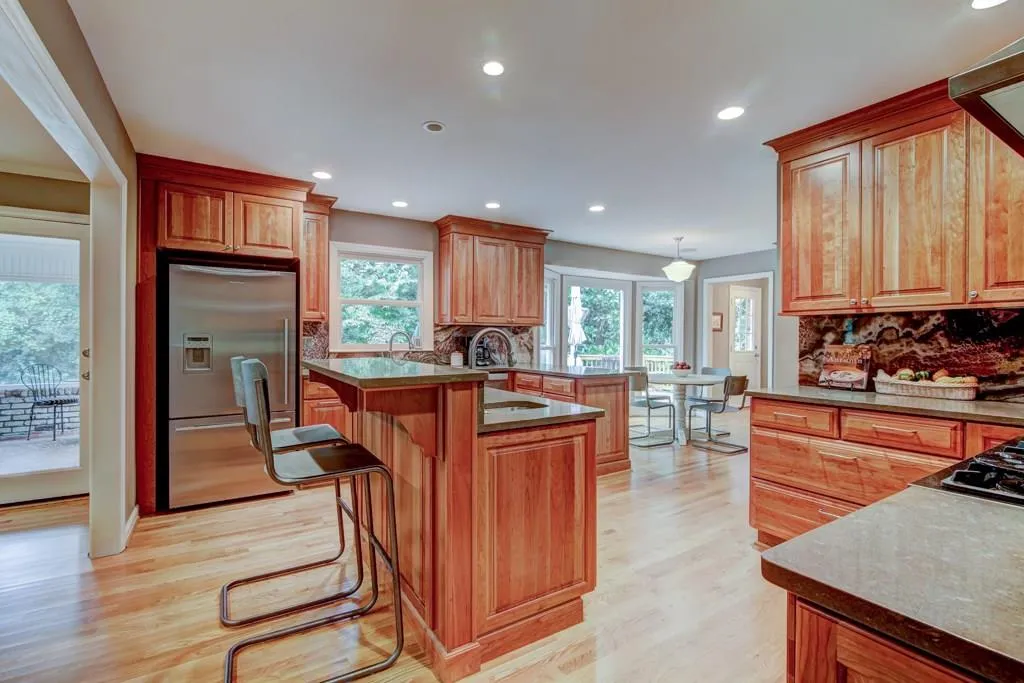485 Riverside Parkway, Atlanta, Georgia 30328, 4 Bedrooms Bedrooms, ,2 BathroomsBathrooms,Residential,Sold,485 Riverside Parkway,6087817
