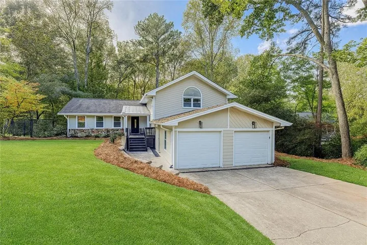 1185 Lake Colony Drive, Marietta, Georgia 30068