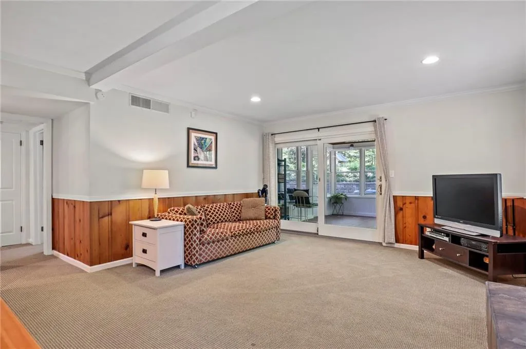 615 Amberidge Trail, Sandy Springs, Georgia 30328, 4 Bedrooms Bedrooms, ,2 BathroomsBathrooms,Residential,Sold,615 Amberidge Trail,7032321