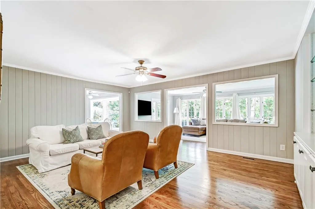 775 E Powderhorn Road Ne, Sandy Springs, Georgia 30342, 4 Bedrooms Bedrooms, ,3 BathroomsBathrooms,Residential,Sold,775 E Powderhorn Road Ne,6725380