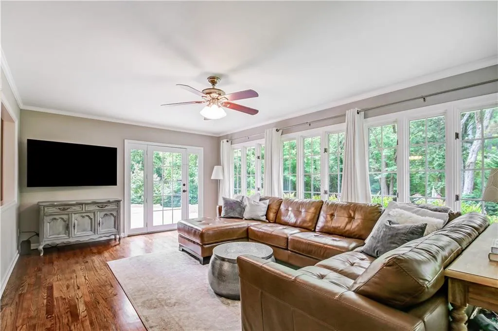 775 E Powderhorn Road Ne, Sandy Springs, Georgia 30342, 4 Bedrooms Bedrooms, ,3 BathroomsBathrooms,Residential,Sold,775 E Powderhorn Road Ne,6725380