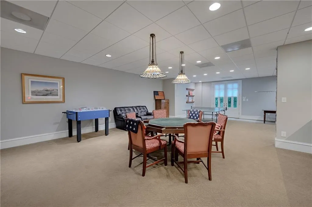 510 Londonberry Road, Atlanta, Georgia 30327, 6 Bedrooms Bedrooms, 0 ,4 BathroomsBathrooms,Residential,For Sale,510 Londonberry Road,7776286