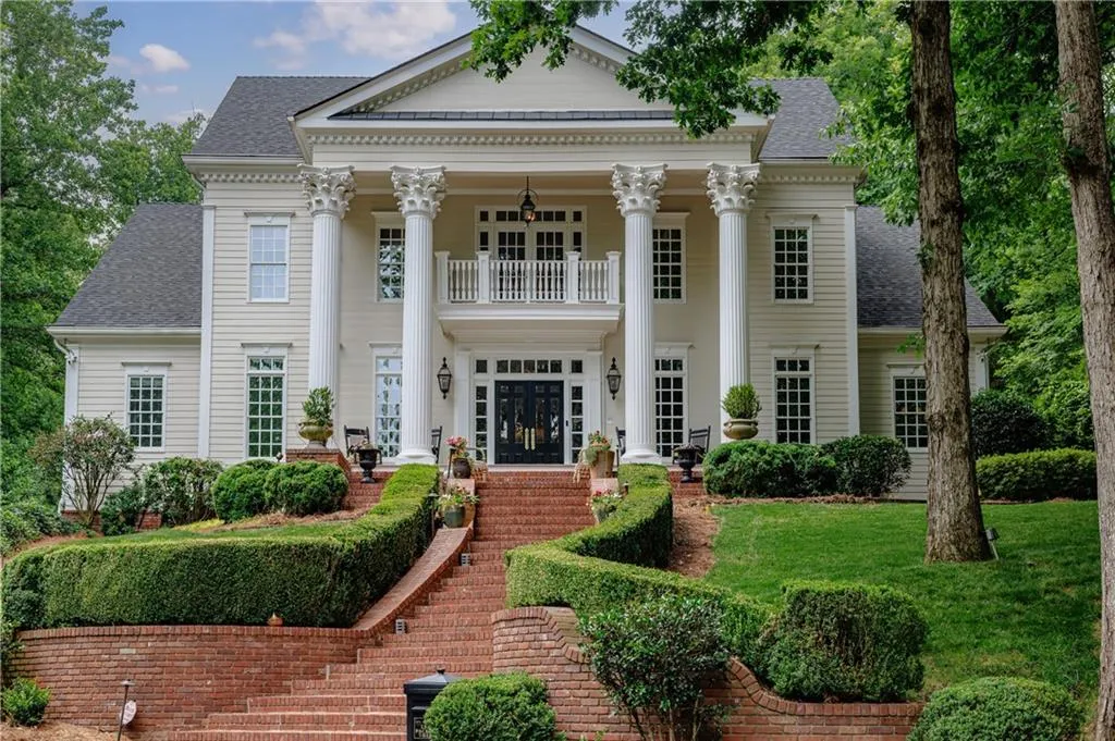 510 Londonberry Road, Atlanta, Georgia 30327, 6 Bedrooms Bedrooms, 0 ,4 BathroomsBathrooms,Residential,For Sale,510 Londonberry Road,7776286