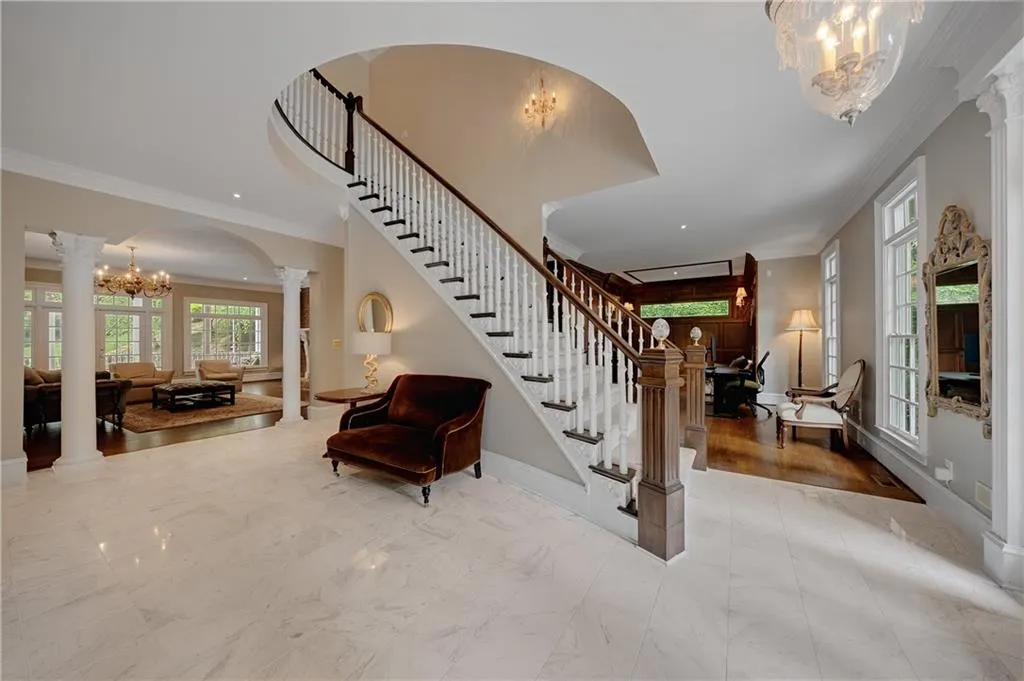 510 Londonberry Road, Atlanta, Georgia 30327, 6 Bedrooms Bedrooms, 0 ,4 BathroomsBathrooms,Residential,For Sale,510 Londonberry Road,7776286
