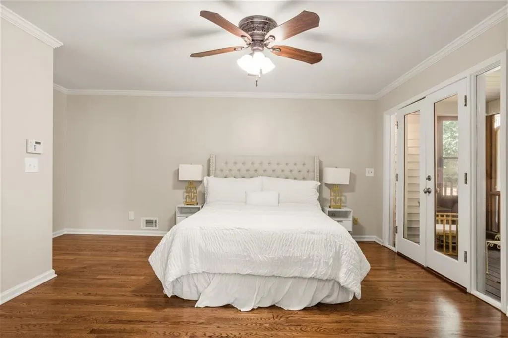 5114 N Ivy Road Ne, Atlanta, Georgia 30342, 4 Bedrooms Bedrooms, ,3 BathroomsBathrooms,Residential,For Sale,5114 N Ivy Road Ne,7658366