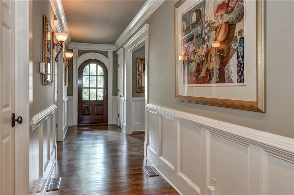 699 E Paces Ferry Road Ne, Atlanta, Georgia 30305, 6 Bedrooms Bedrooms, ,6 BathroomsBathrooms,Residential,Sold,699 E Paces Ferry Road Ne,5600688